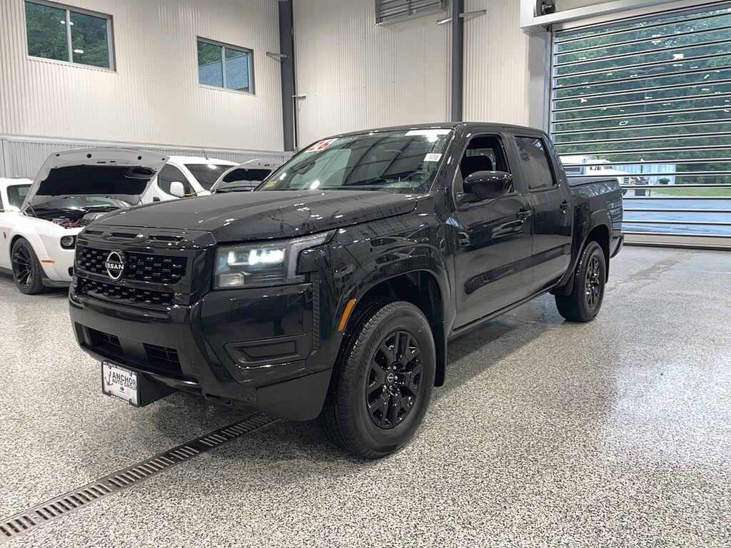 Used 2026 Nissan Frontier SV 4X4 PICKUP