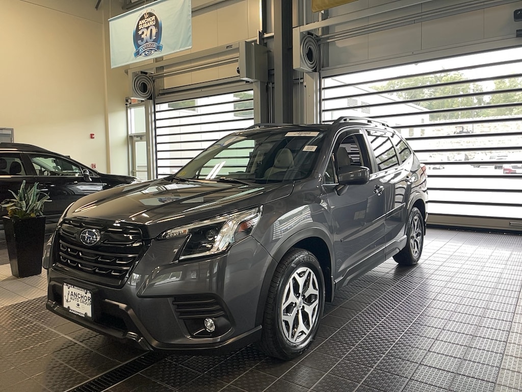 Used 2024 Subaru Forester PREMIUM SUV