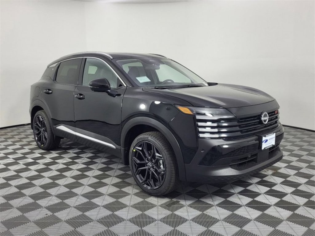 Used 2025 Nissan Kicks SR PREMIUM SUV