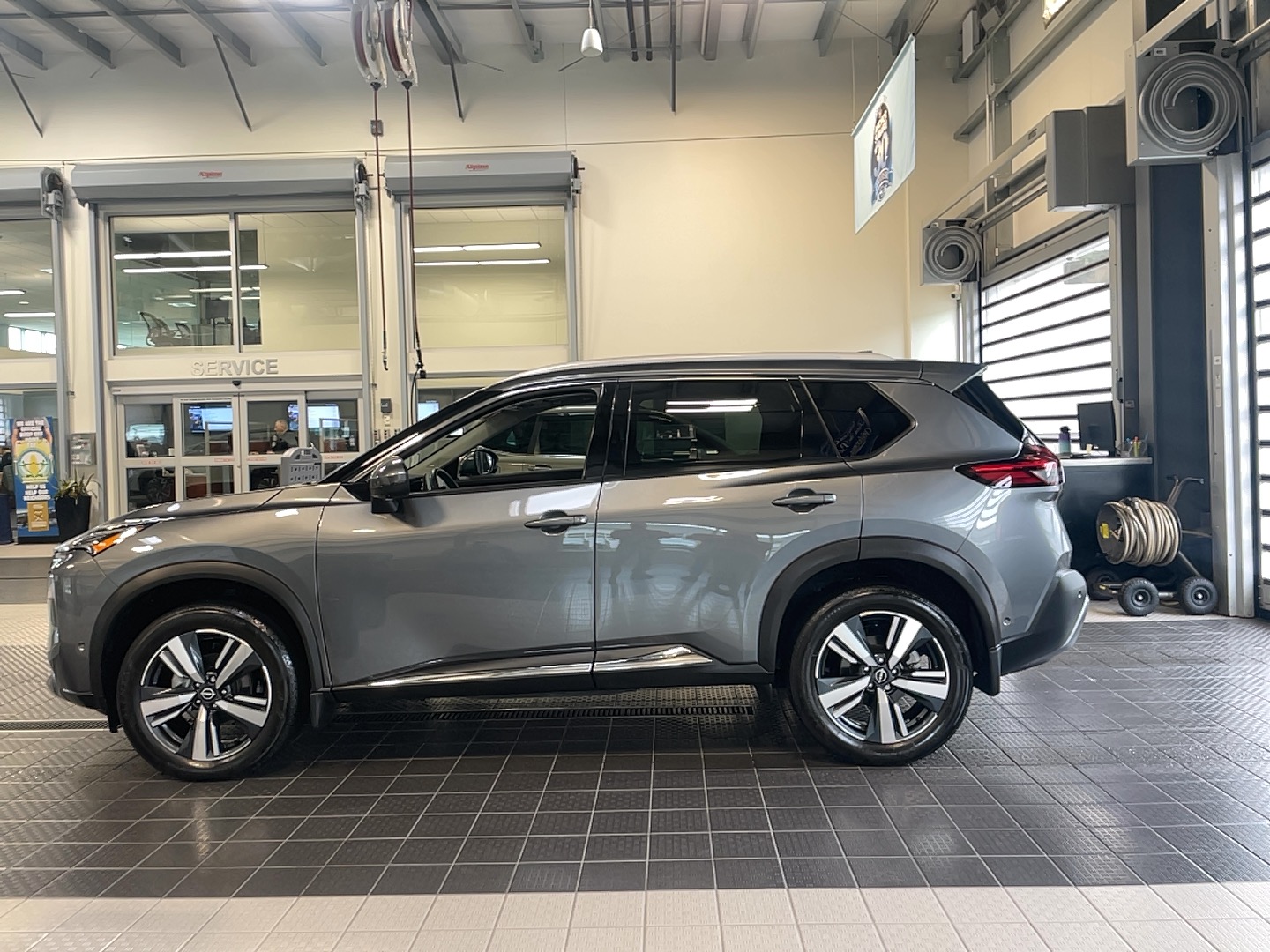 Used 2023 Nissan Rogue SL PREMIUM AWD SUV