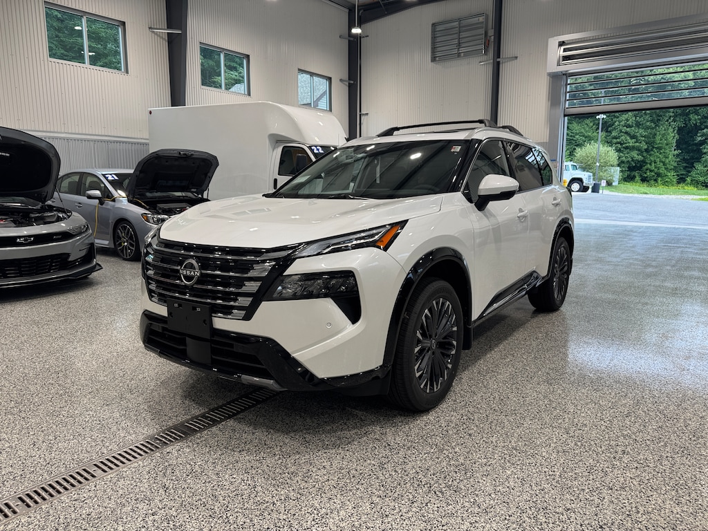 New 2026 Nissan Rogue PLATINUM SUV