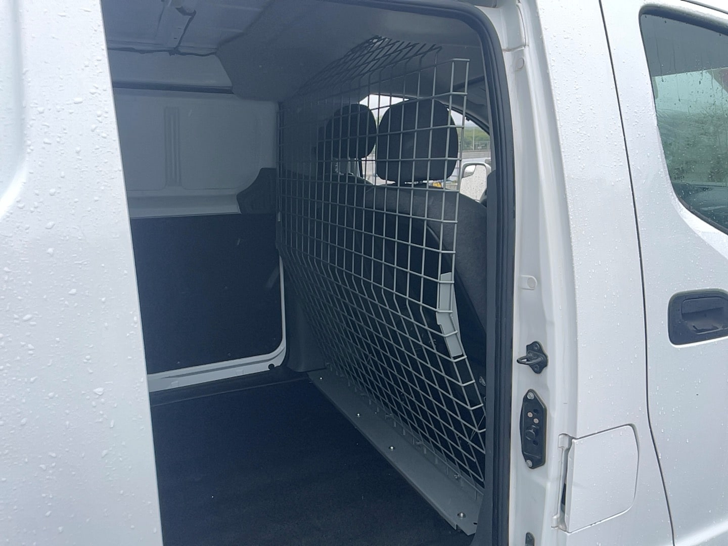 2020 Nissan NV200 SV - Photo 13
