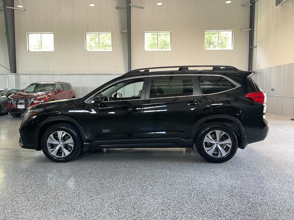 Used 2023 Subaru Ascent PREMIUM SUV