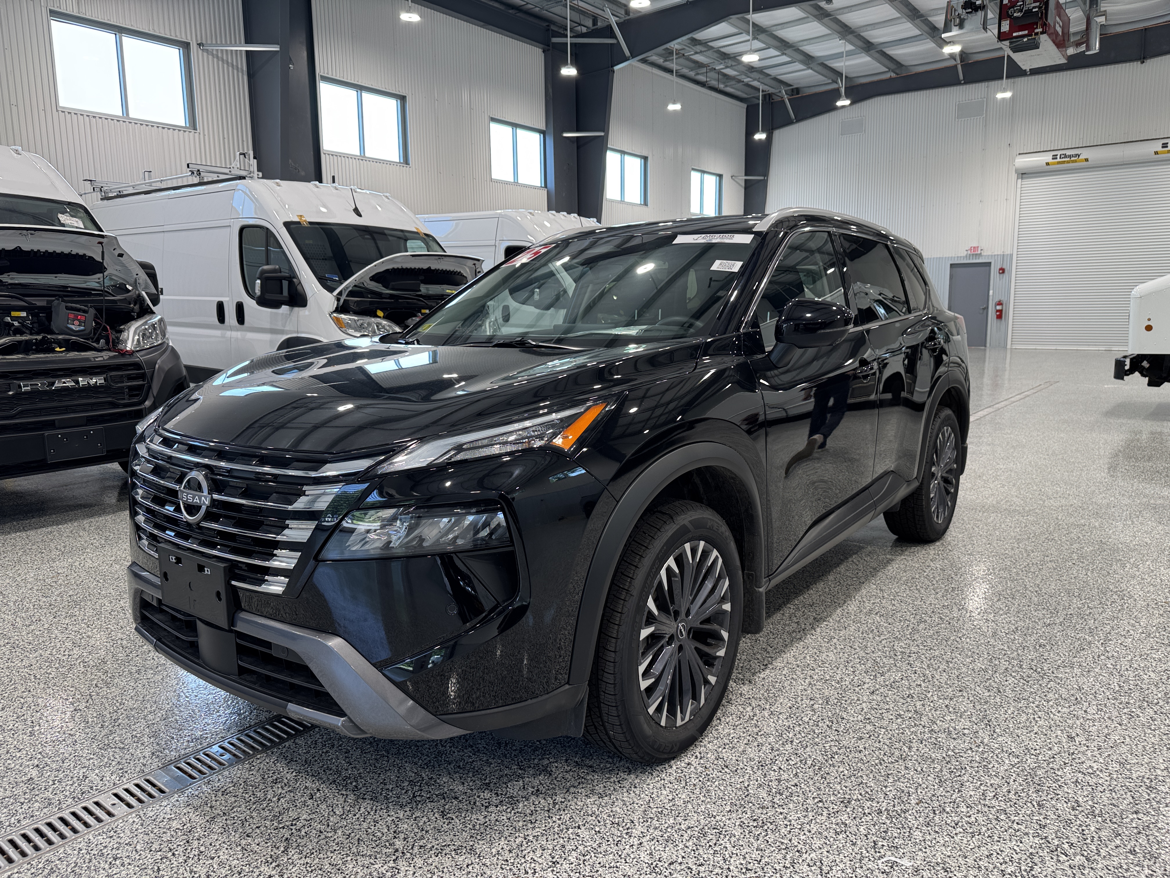  Nissan Rogue