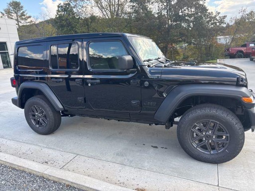 New 2026 Jeep Wrangler Sport S Sport Utility