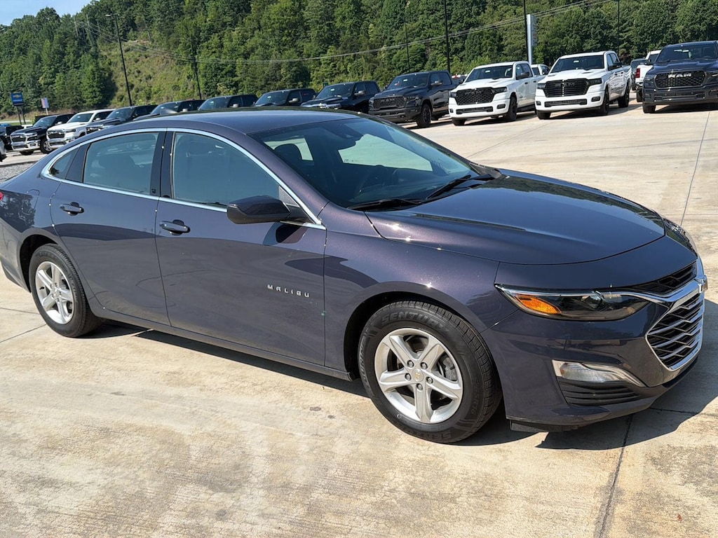 Used 2025 Chevrolet Malibu LS Sedan