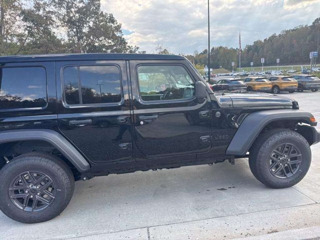 New 2026 Jeep Wrangler Sport S Sport Utility