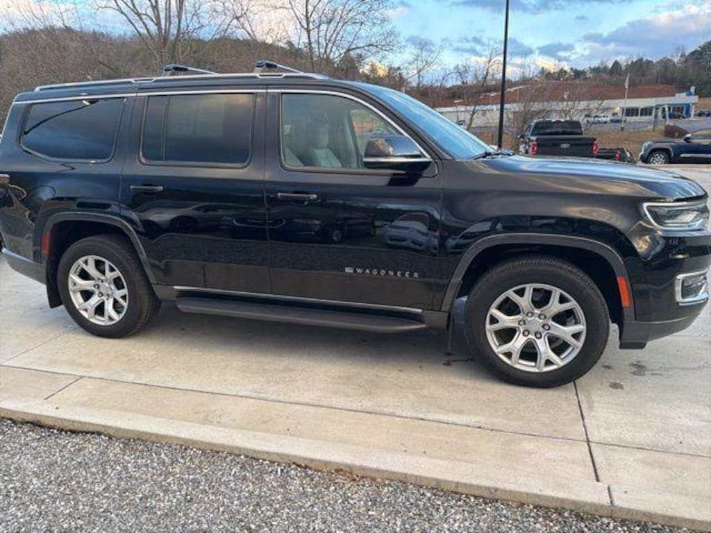 Used 2022 Jeep Wagoneer Series II SUV