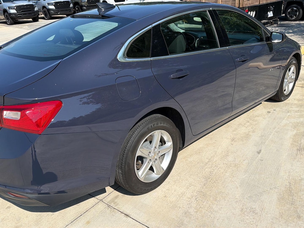 Used 2025 Chevrolet Malibu LS Sedan