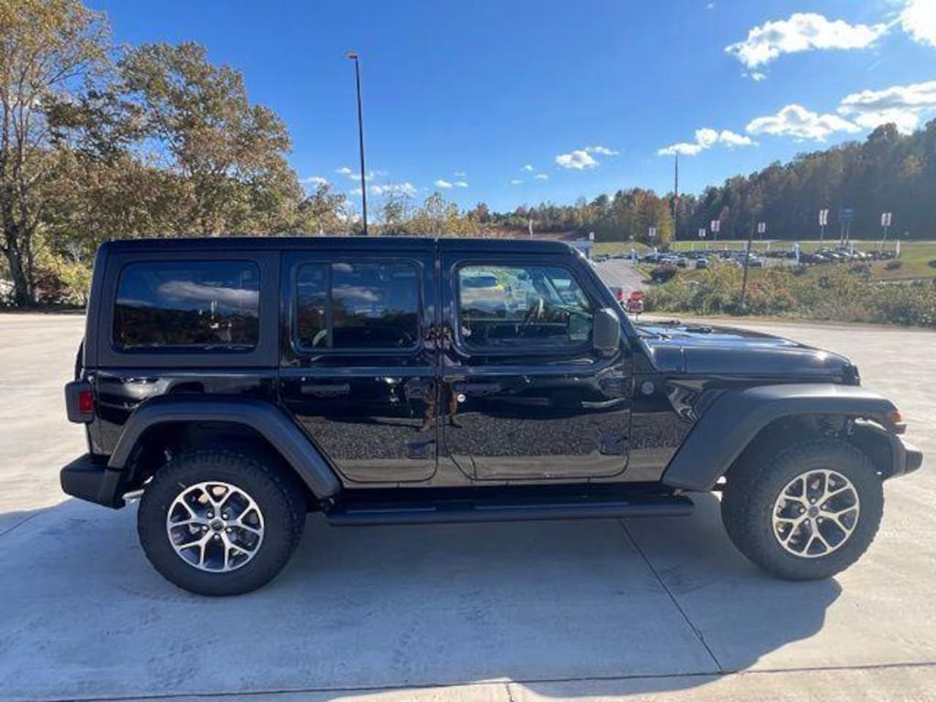 New 2026 Jeep Wrangler Sport S Sport Utility