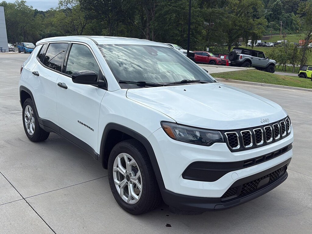 Used 2025 Jeep Compass Sport SUV