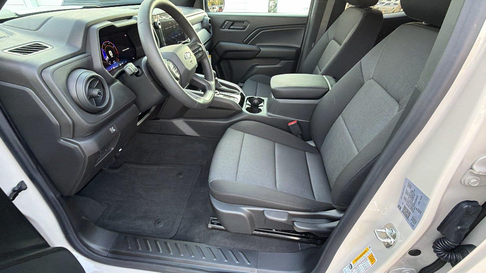 2026 Chevrolet Colorado Trail Boss - Photo 15
