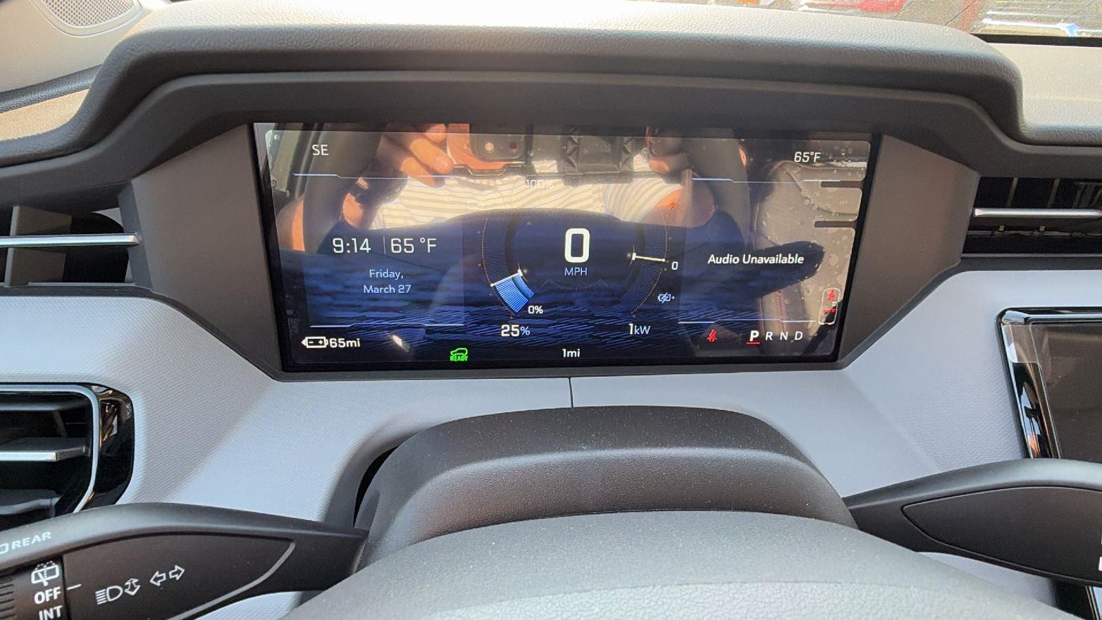 2027 Chevrolet Bolt RS - Photo 22