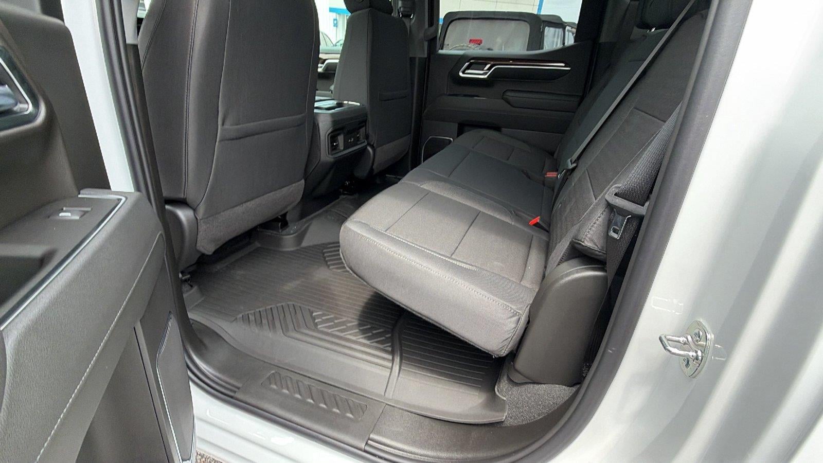 2026 Chevrolet Silverado 1500 RST - Photo 18