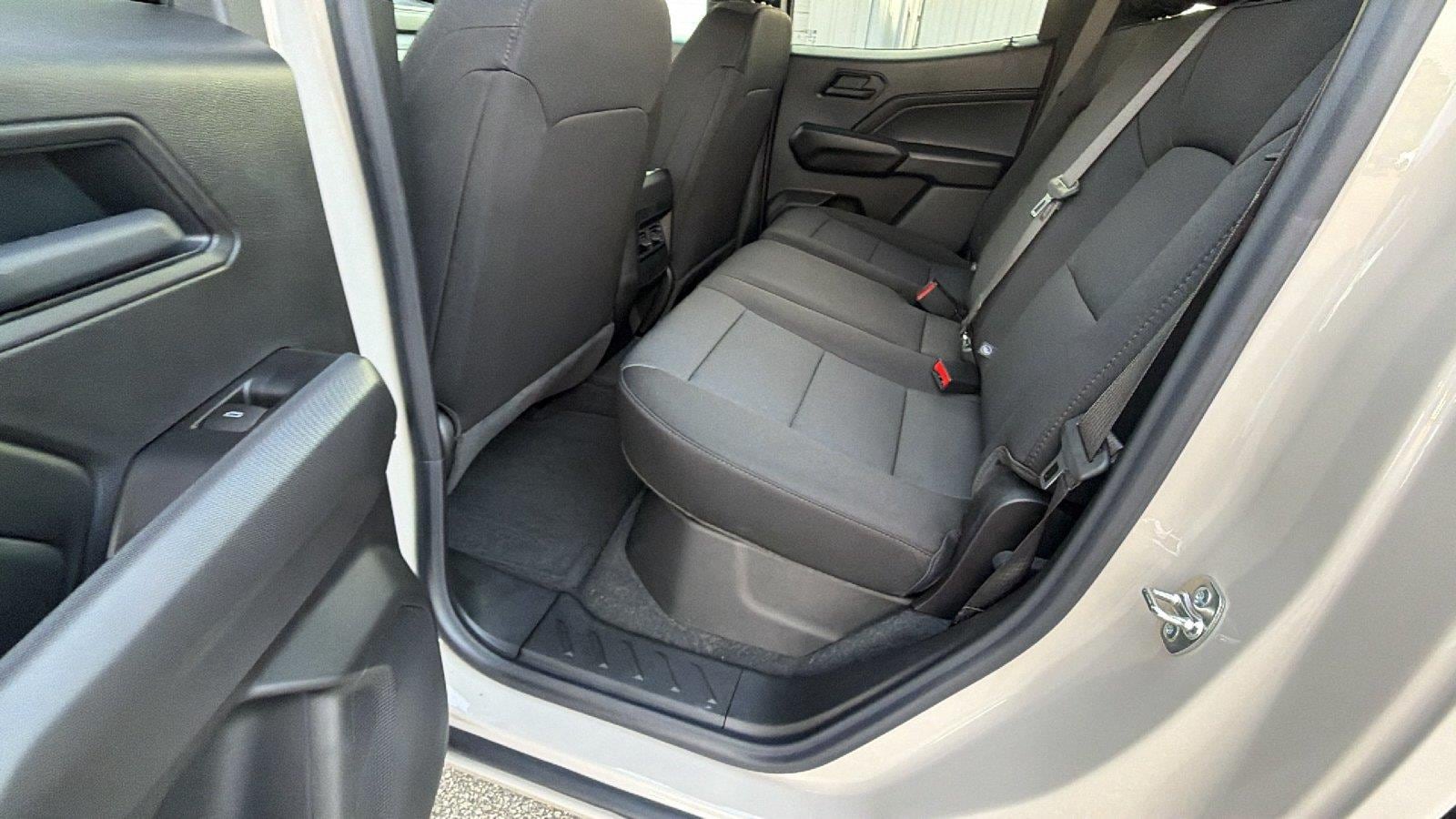 2026 Chevrolet Colorado Trail Boss - Photo 18