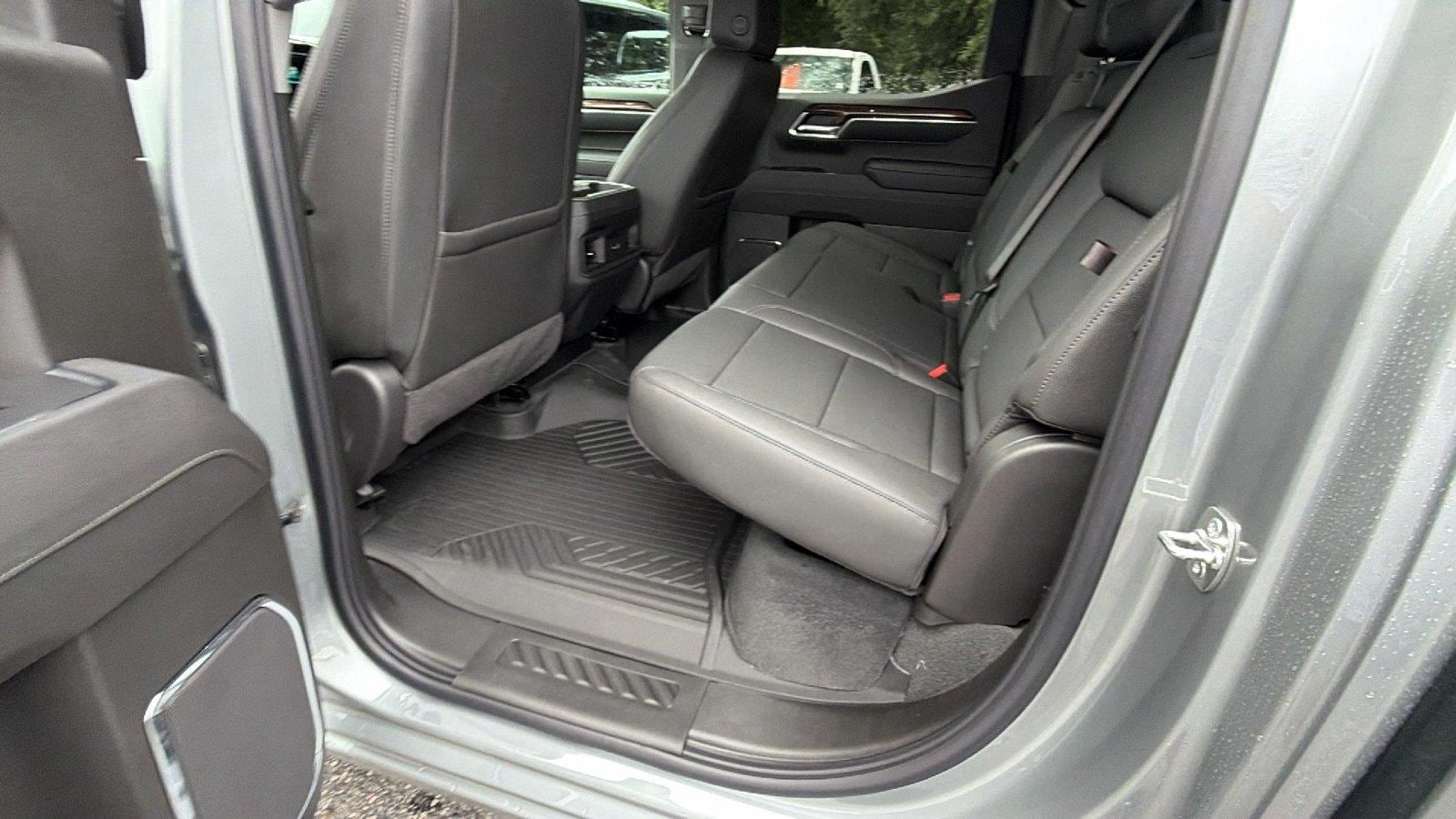 2026 Chevrolet Silverado 1500 RST - Photo 18