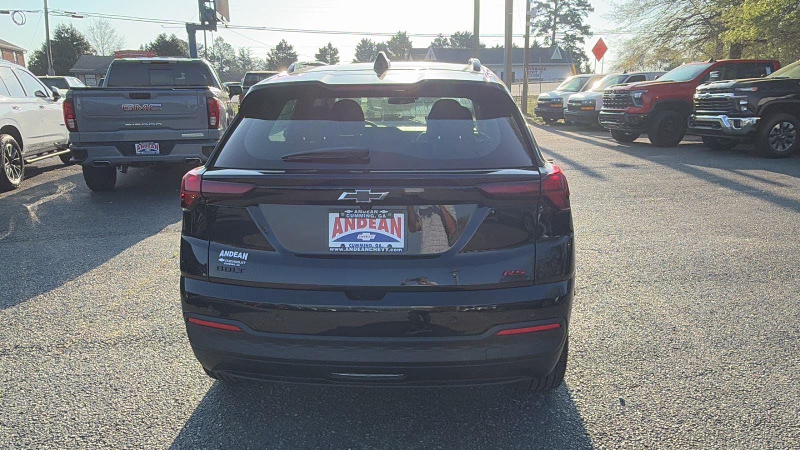 2027 Chevrolet Bolt RS - Photo 6