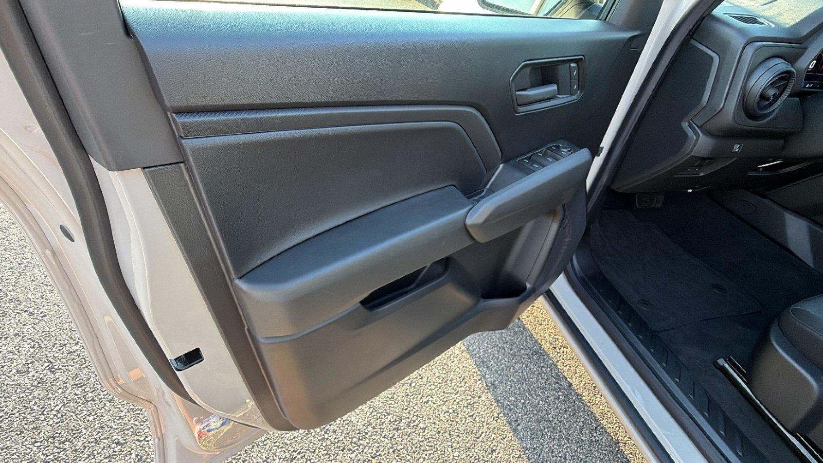 2026 Chevrolet Colorado Trail Boss - Photo 13