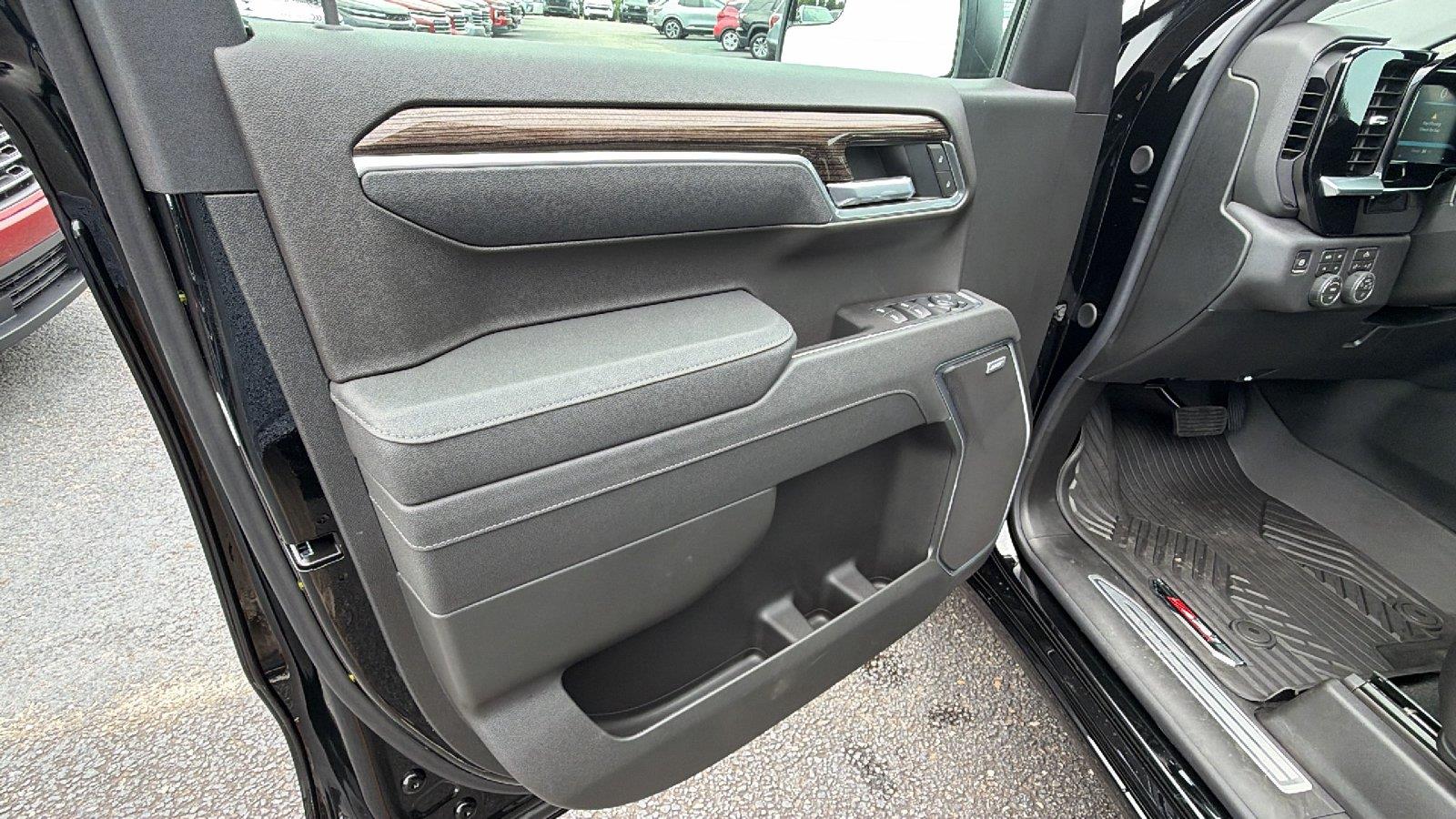 2026 Chevrolet Silverado 1500 RST - Photo 14