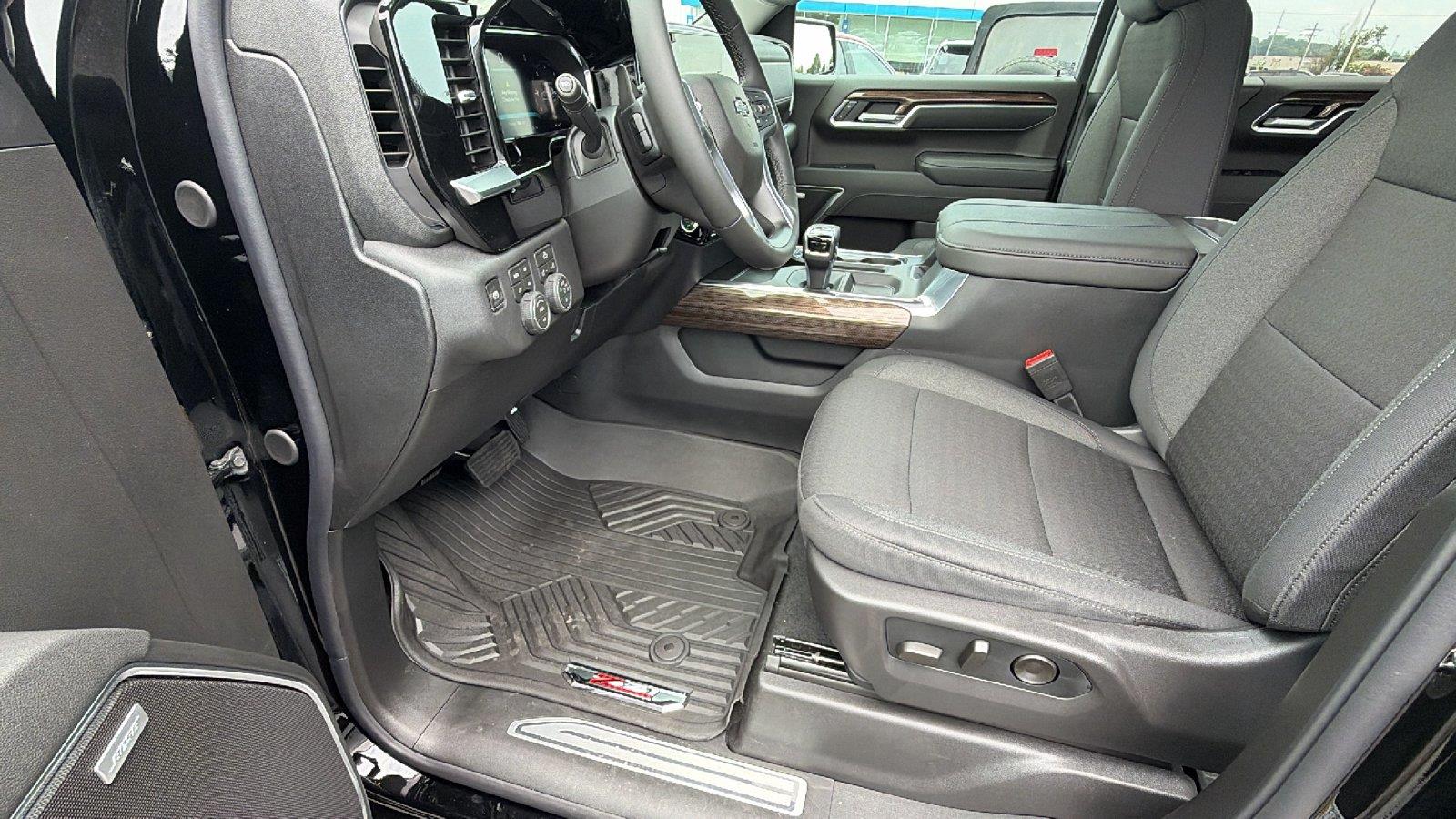 2026 Chevrolet Silverado 1500 RST - Photo 16