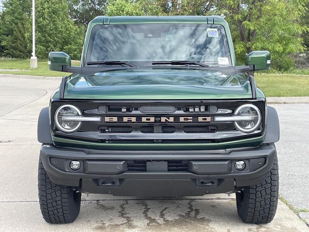 New 2025 Ford Bronco Outer Banks® SUV