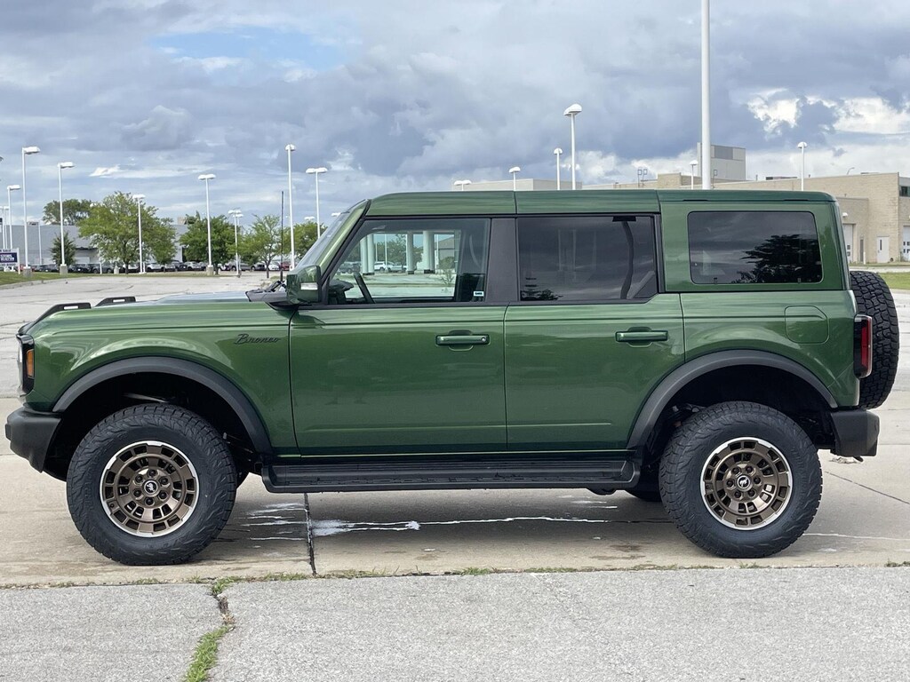 New 2025 Ford Bronco Outer Banks® SUV