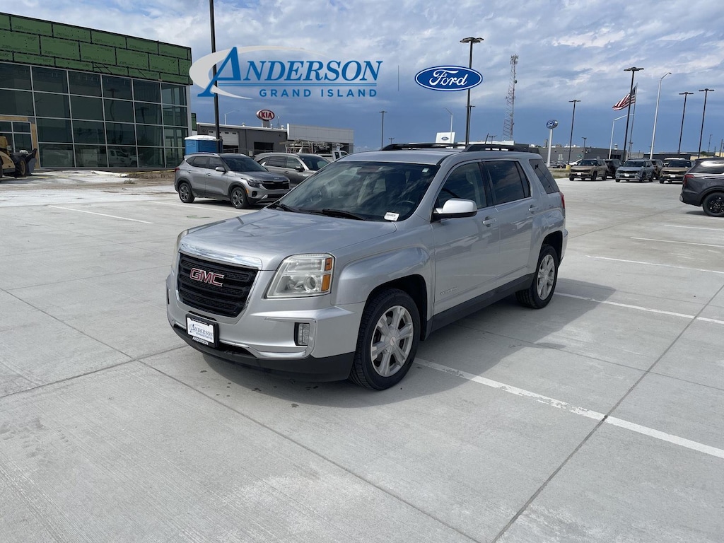 Used 2017 GMC Terrain SLE SUV