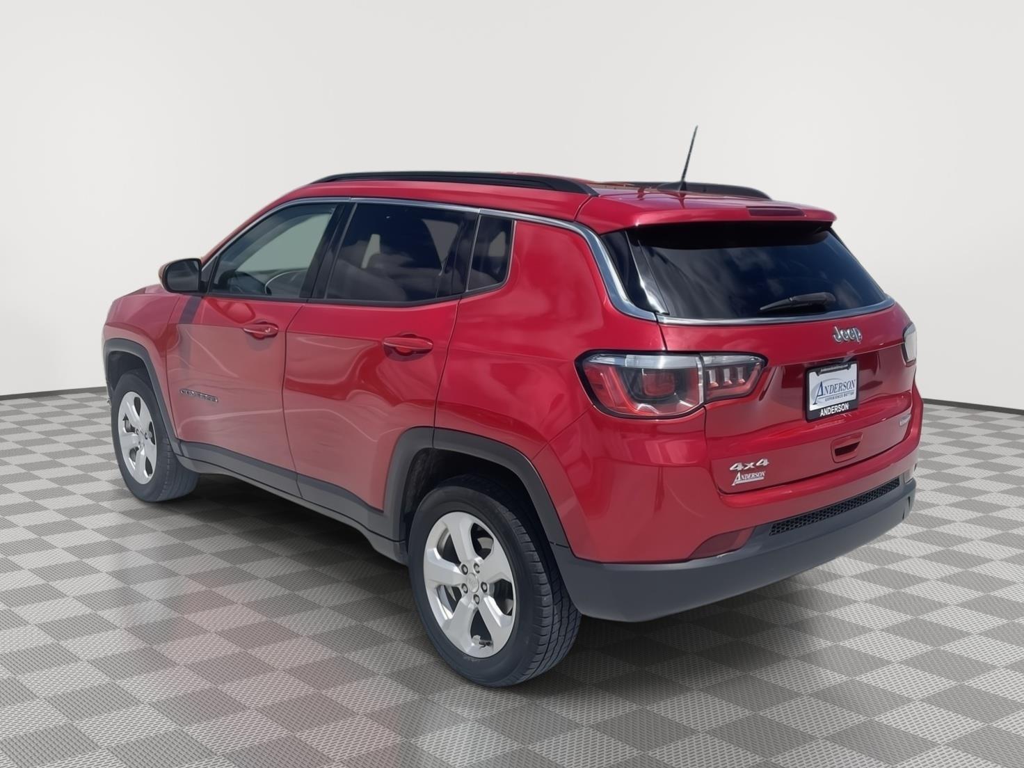 Used 2018 Jeep Compass Latitude SUV
