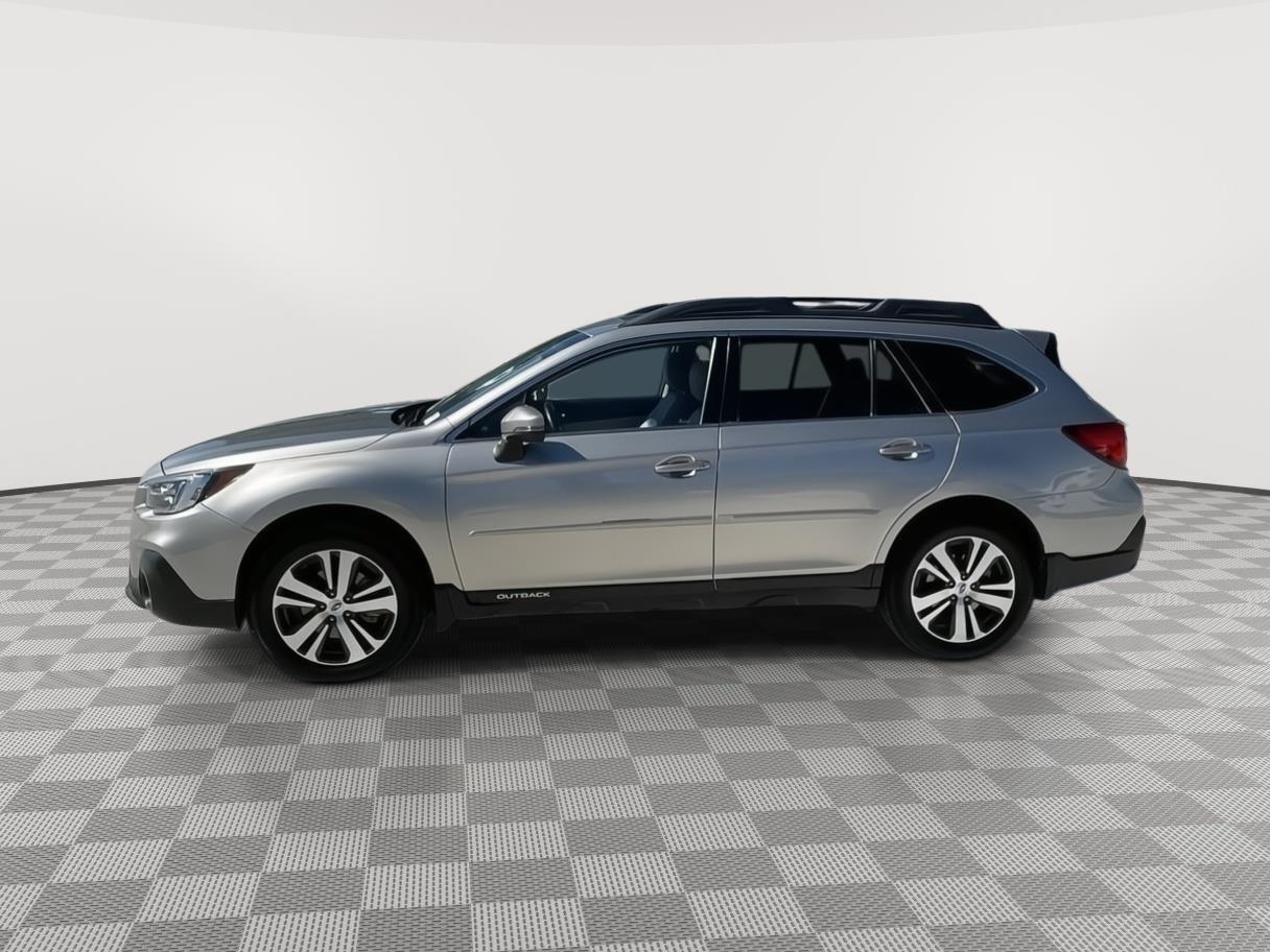 Used 2018 Subaru Outback Limited SUV