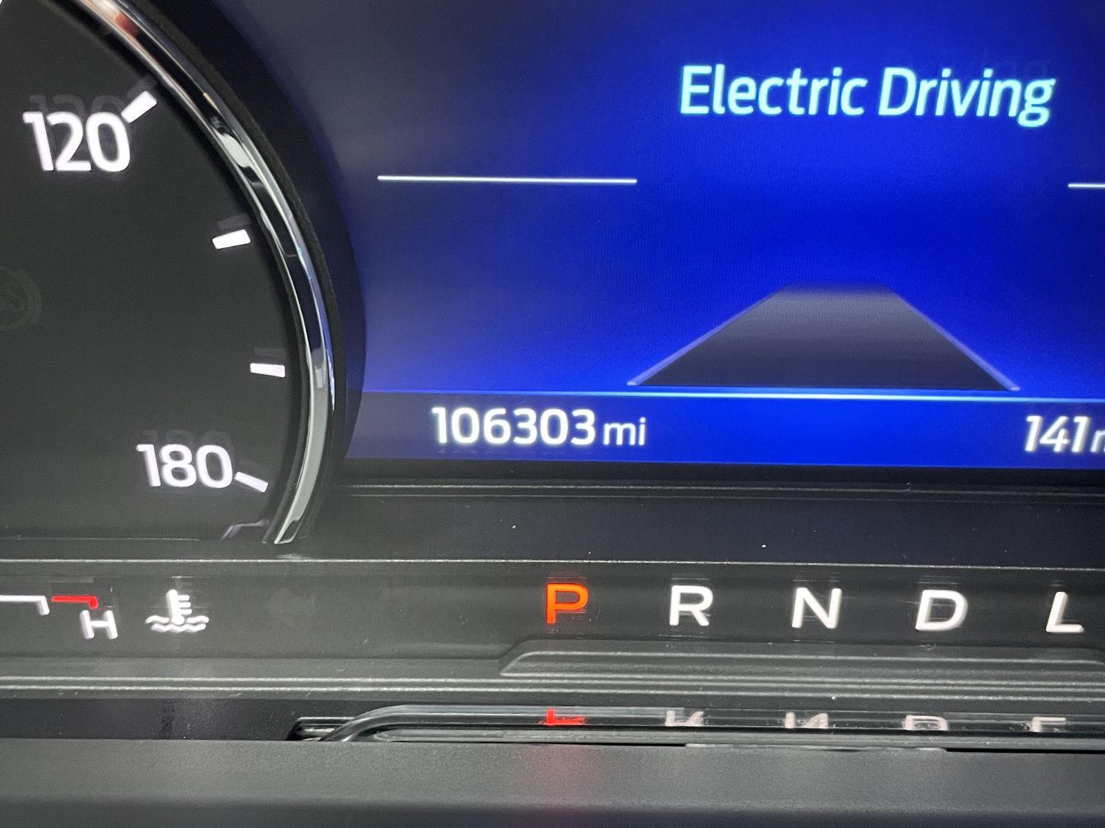Used 2022 Ford Escape SE Hybrid SUV
