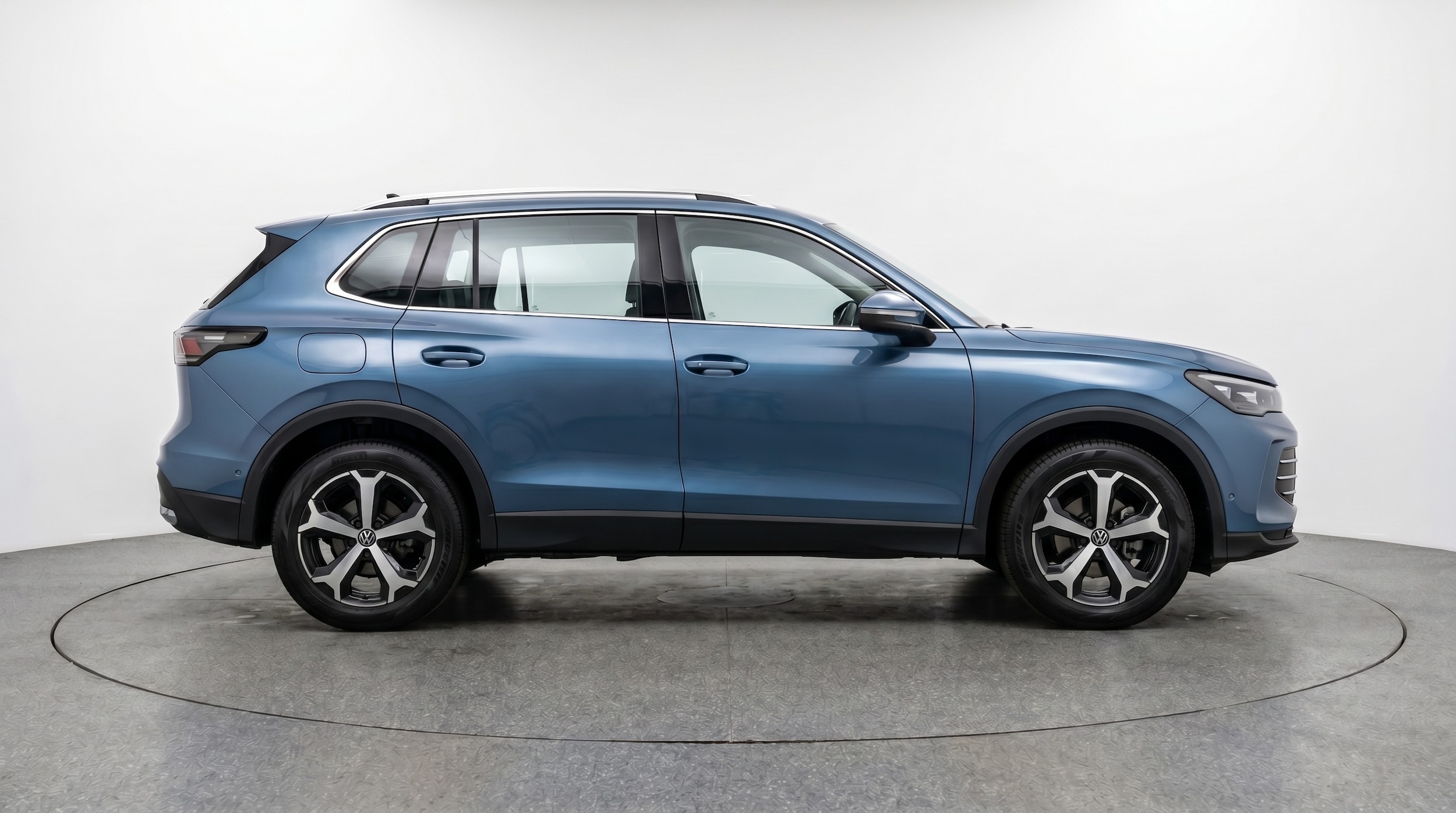 Thumbnail: 2026 Volkswagen Tiguan - 8