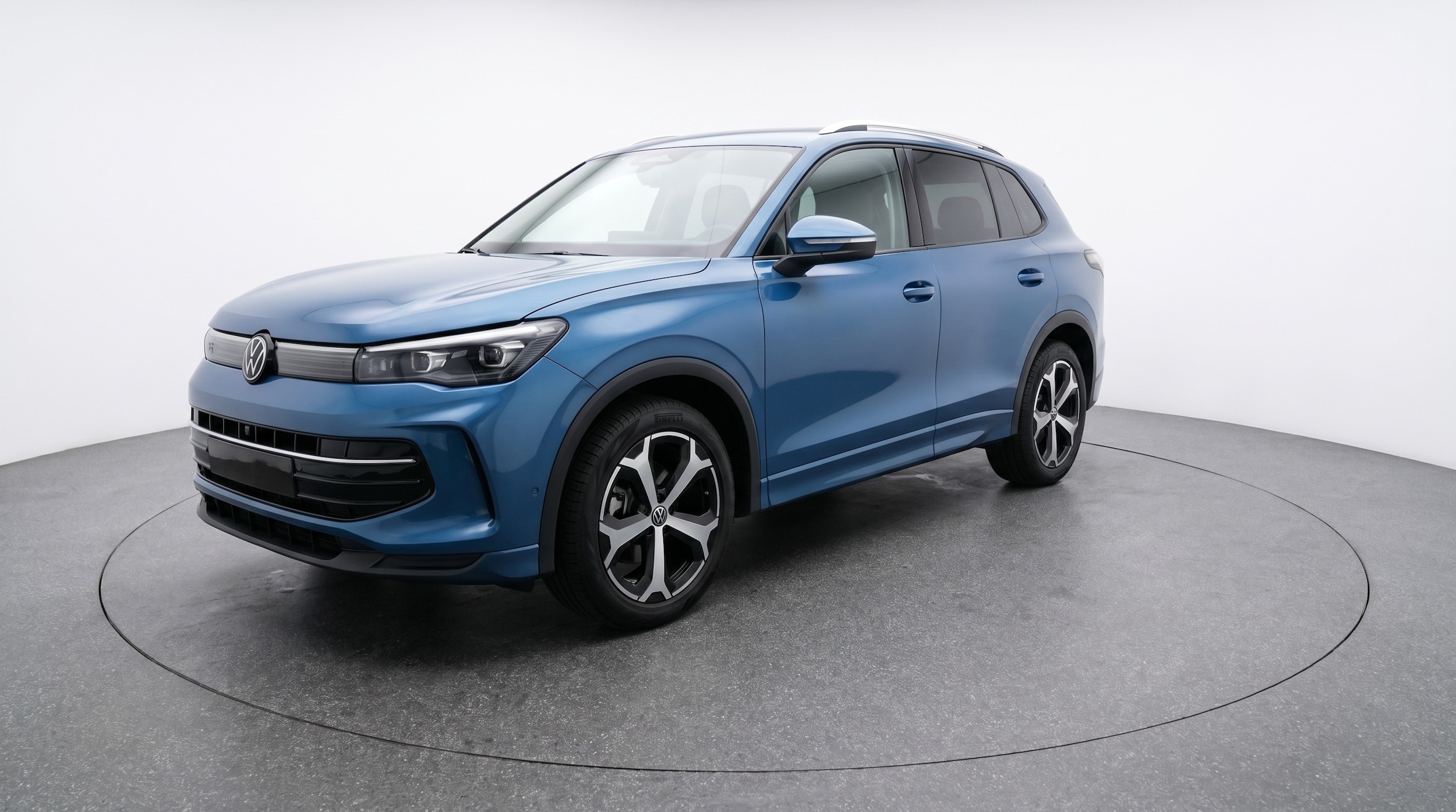 Thumbnail: 2026 Volkswagen Tiguan - 3
