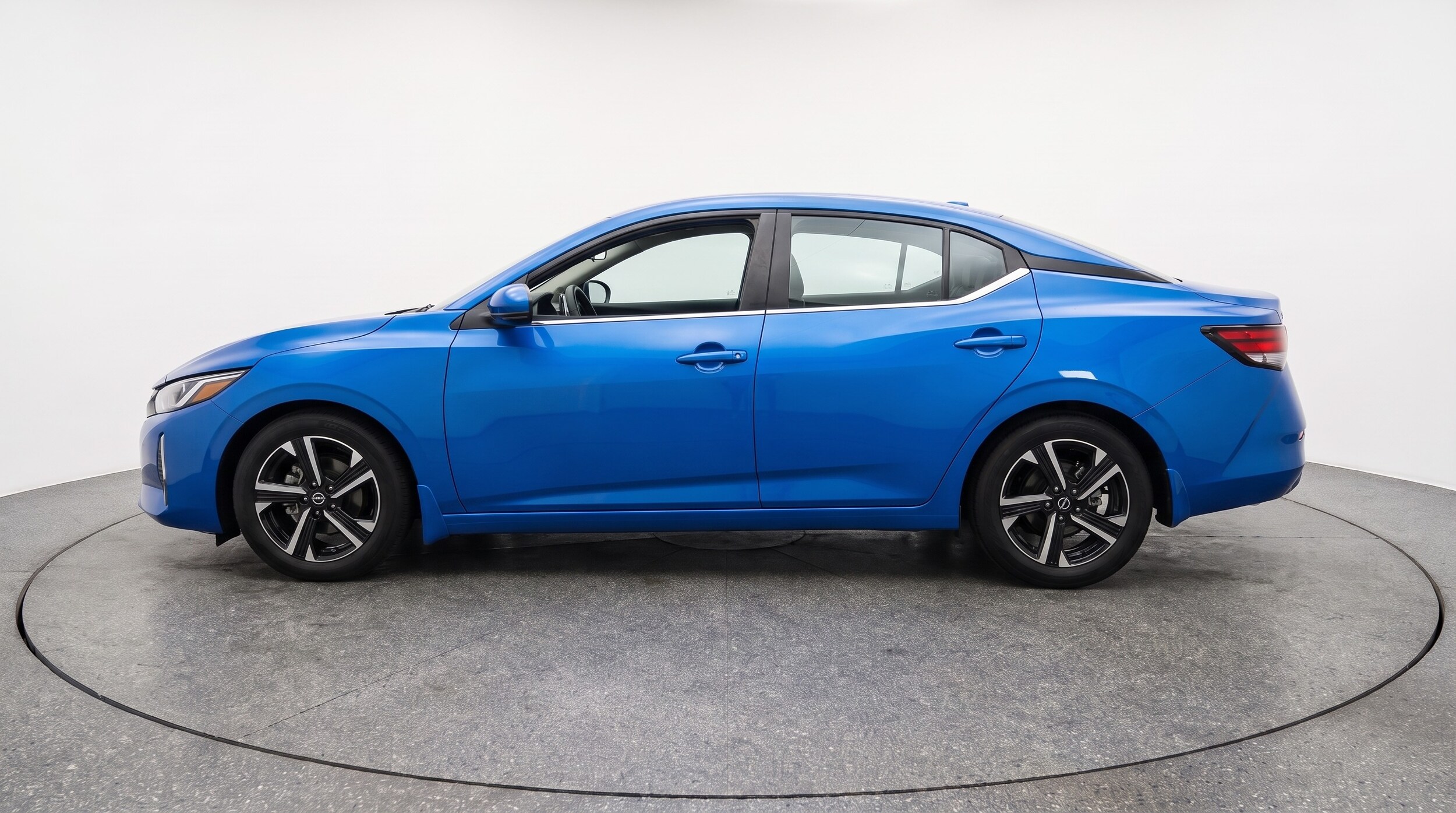 Thumbnail: 2025 Nissan Sentra - 4