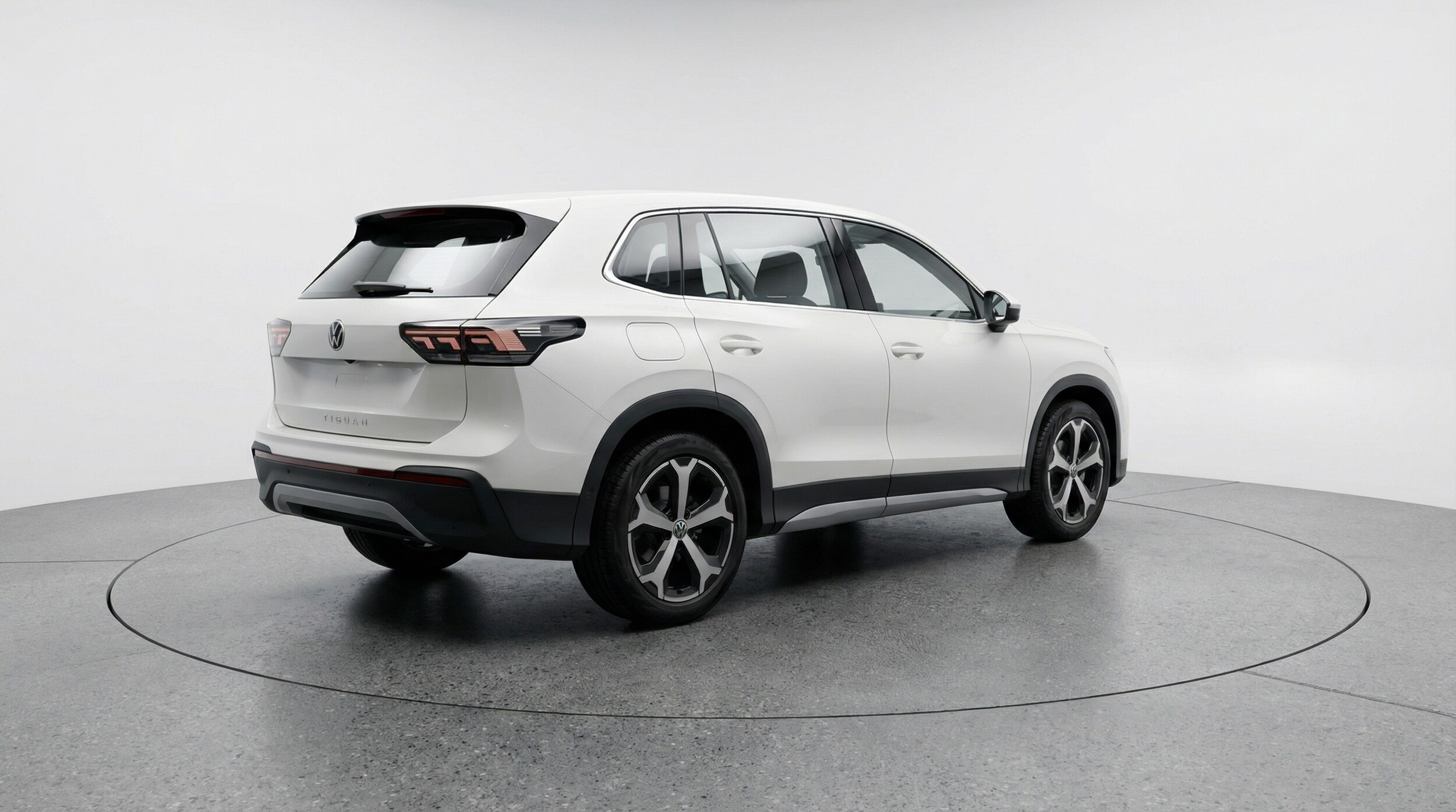Thumbnail: 2026 Volkswagen Tiguan - 7