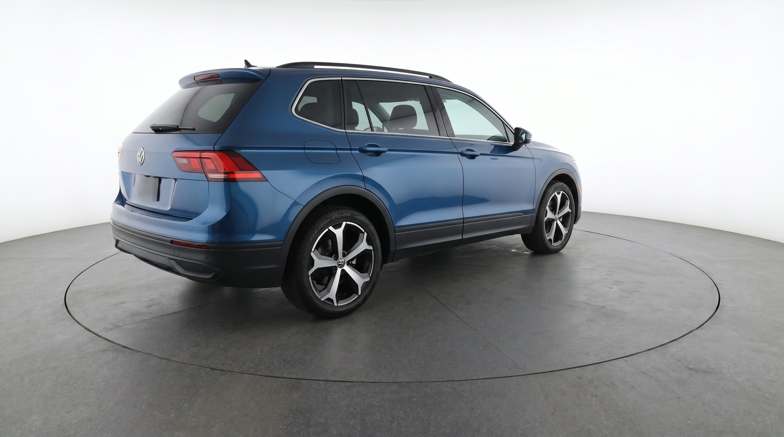 Thumbnail: 2026 Volkswagen Tiguan - 7