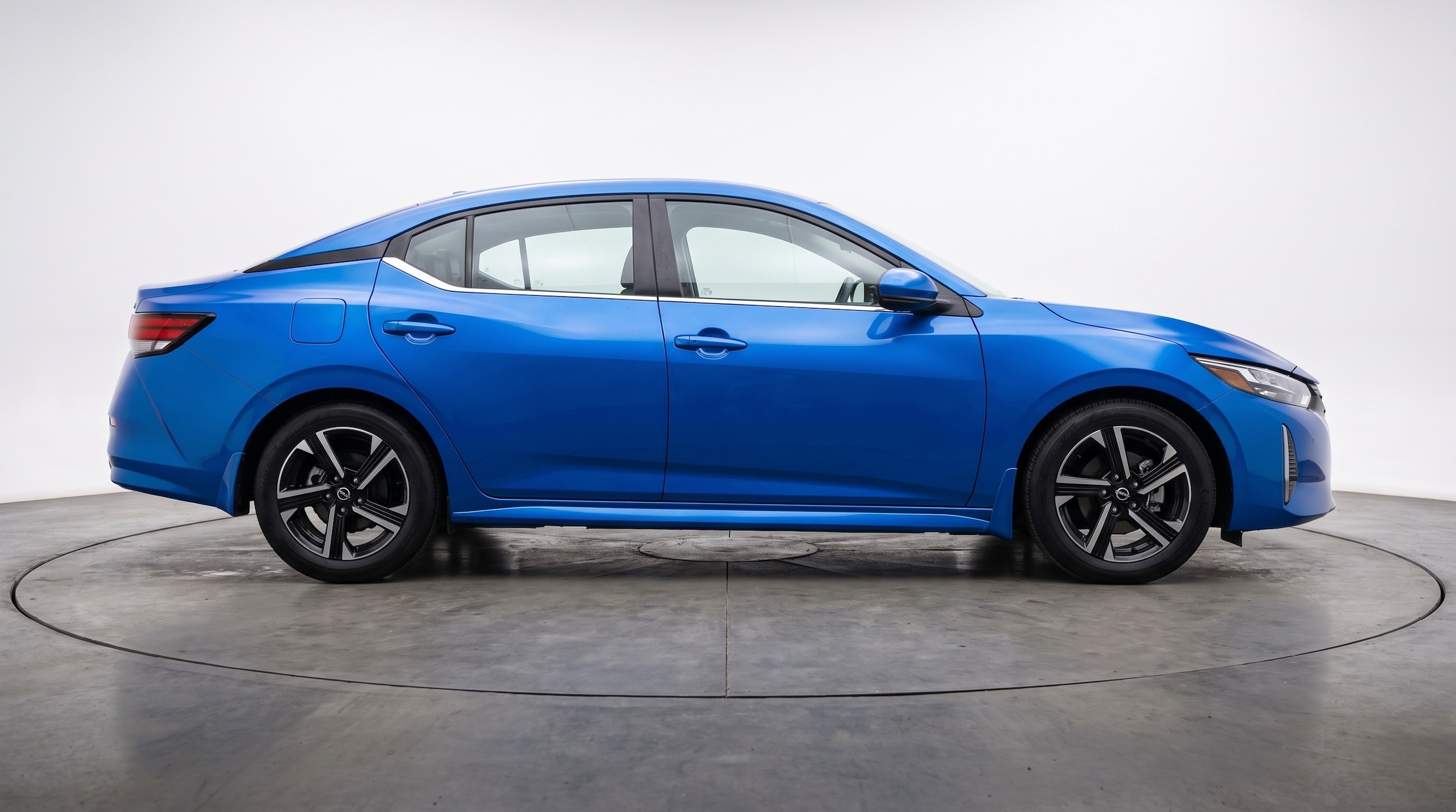 Thumbnail: 2025 Nissan Sentra - 8