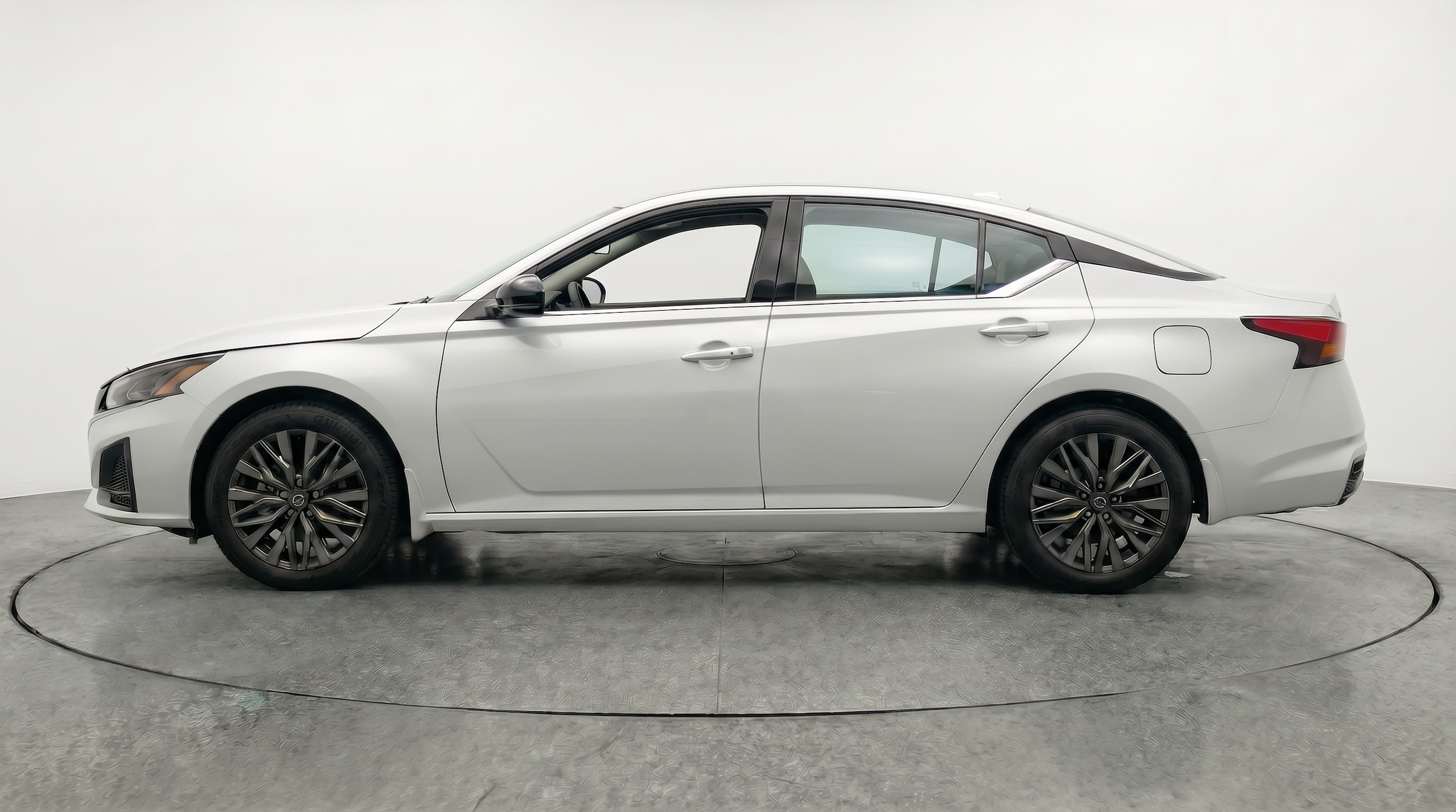 Thumbnail: 2026 Nissan Altima - 4