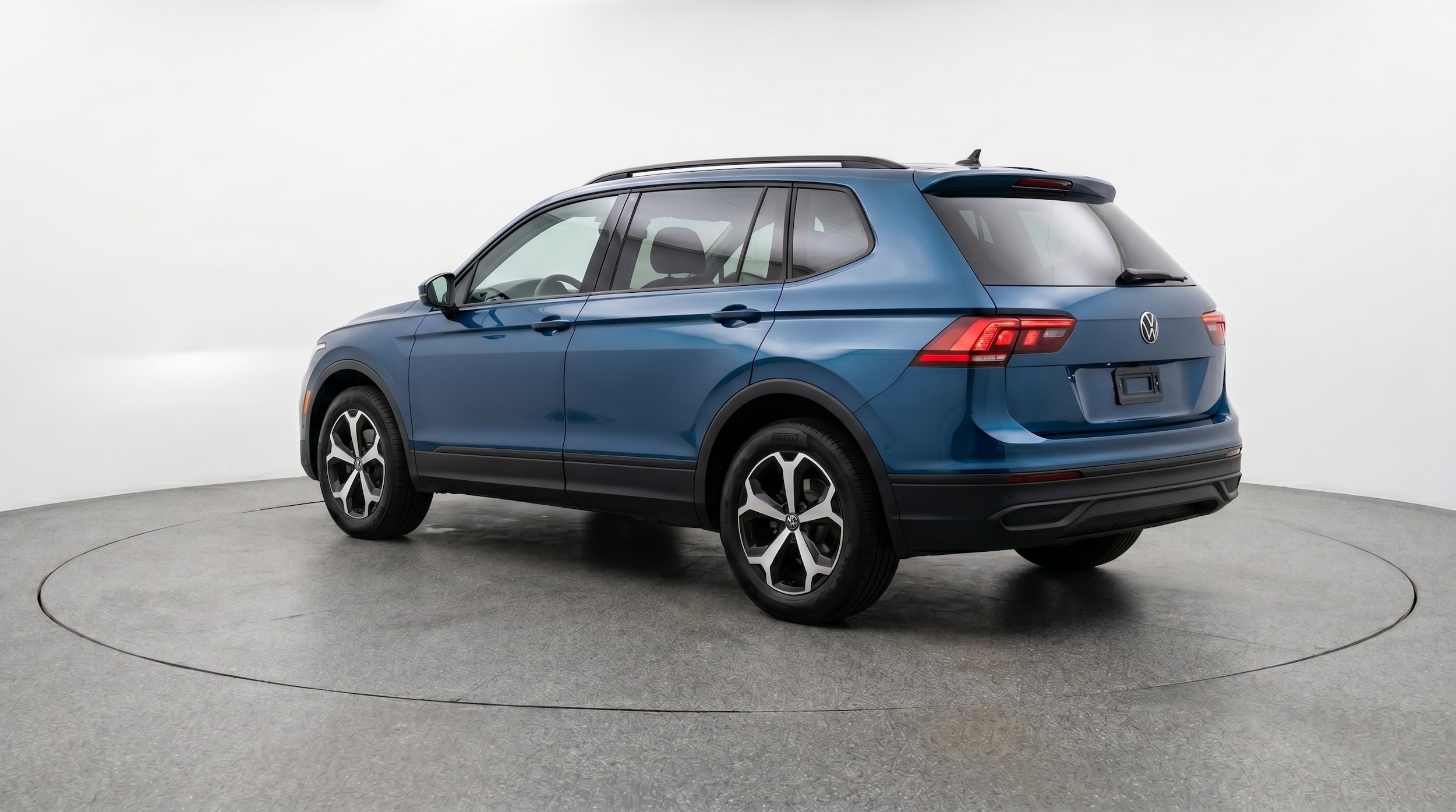 Thumbnail: 2026 Volkswagen Tiguan - 5