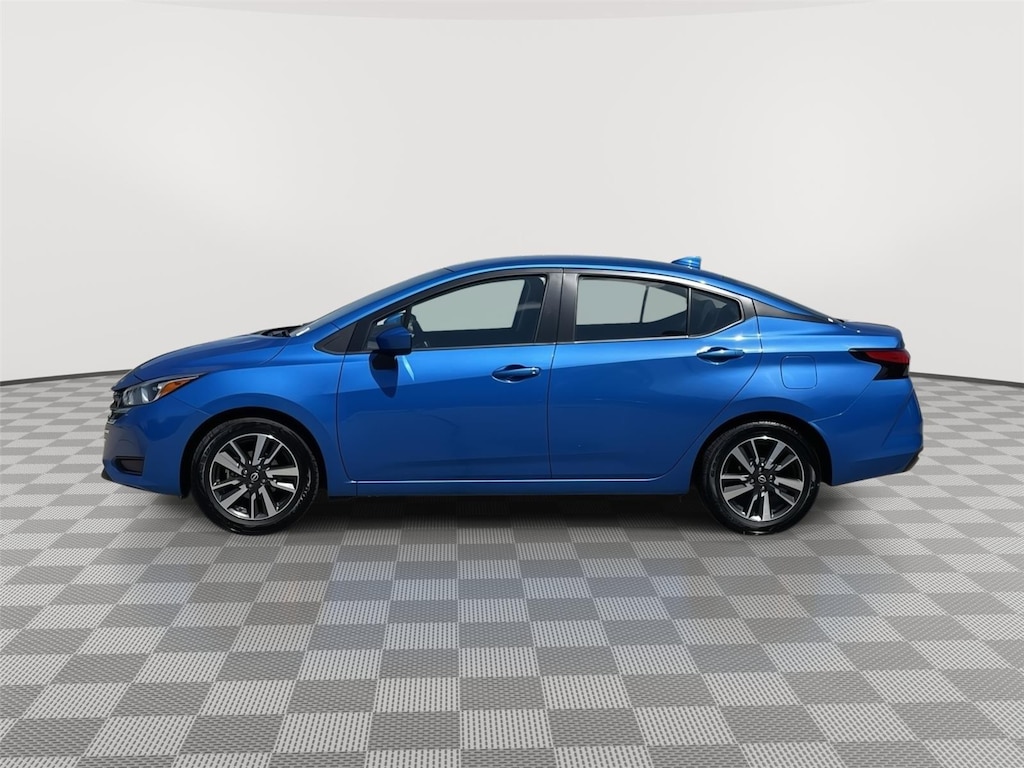 Used 2024 Nissan Versa 1.6 SV Sedan