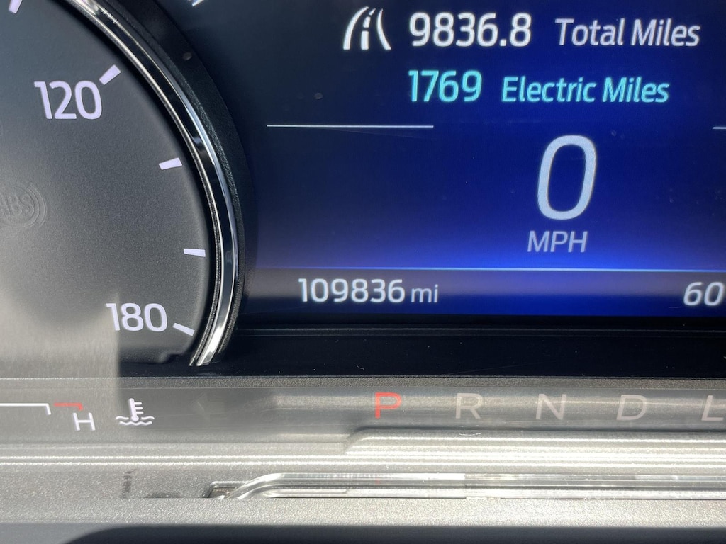 Used 2022 Ford Escape SE Hybrid SUV