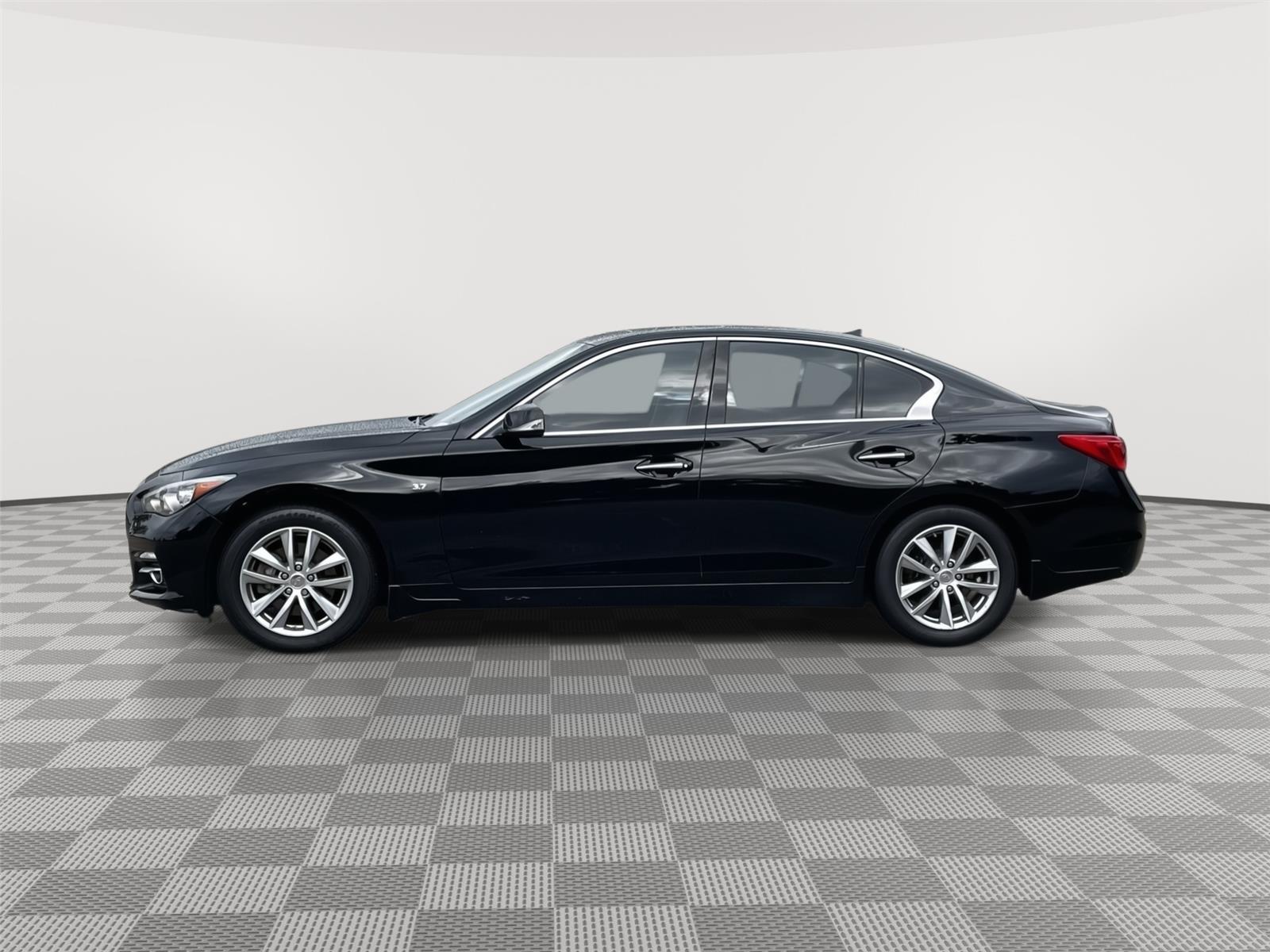 Used 2015 INFINITI Q50 Premium Sedan