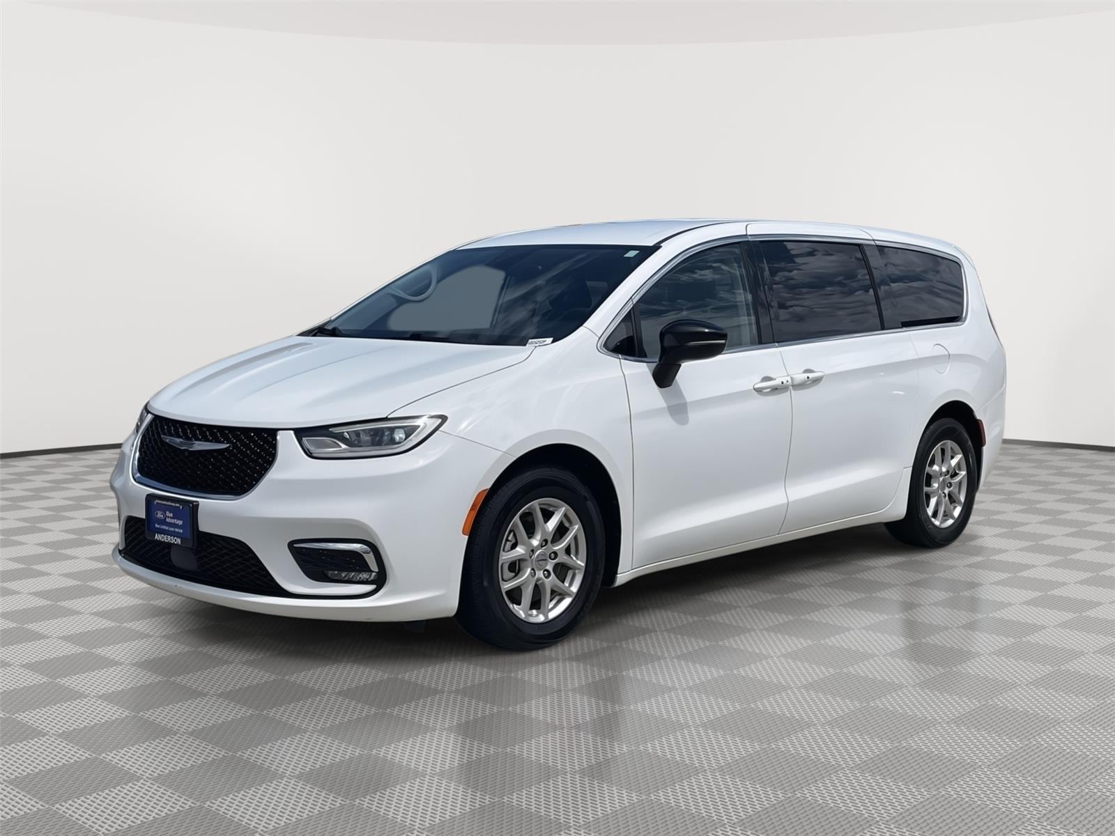 2024 Chrysler Pacifica