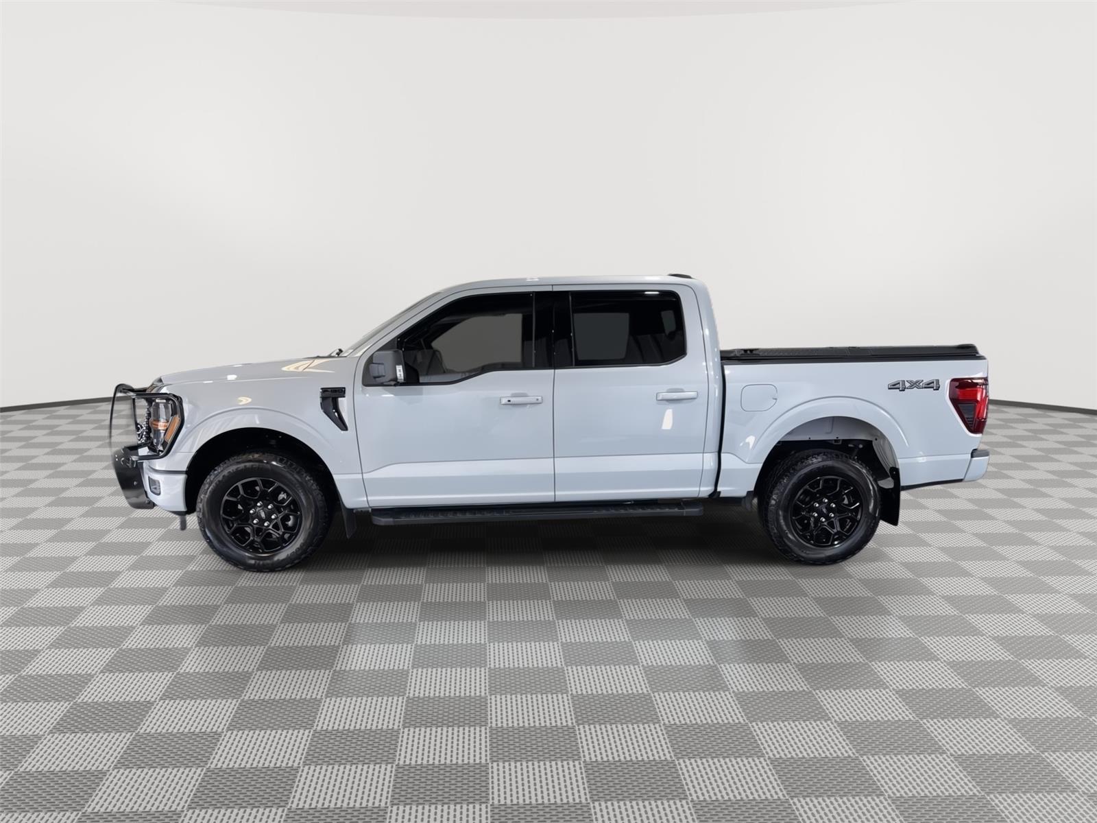 Used 2025 Ford F-150 XLT Truck SuperCrew Cab