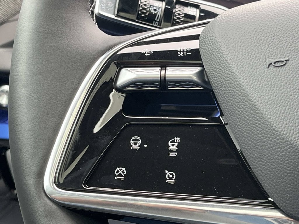 2027 Cadillac OPTIQ Sport - Photo 31