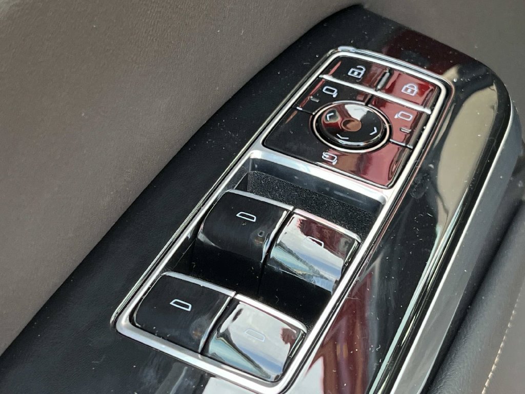 2026 Cadillac Escalade ESV Luxury - Photo 22