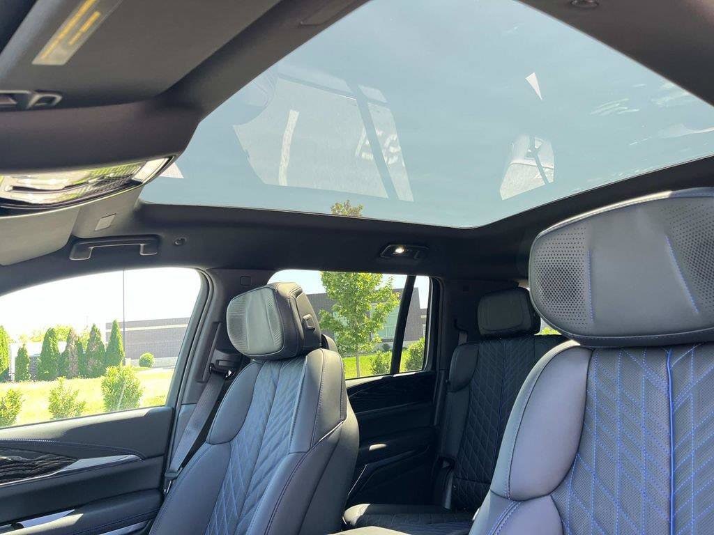 2026 Cadillac Escalade IQL Sport - Photo 26