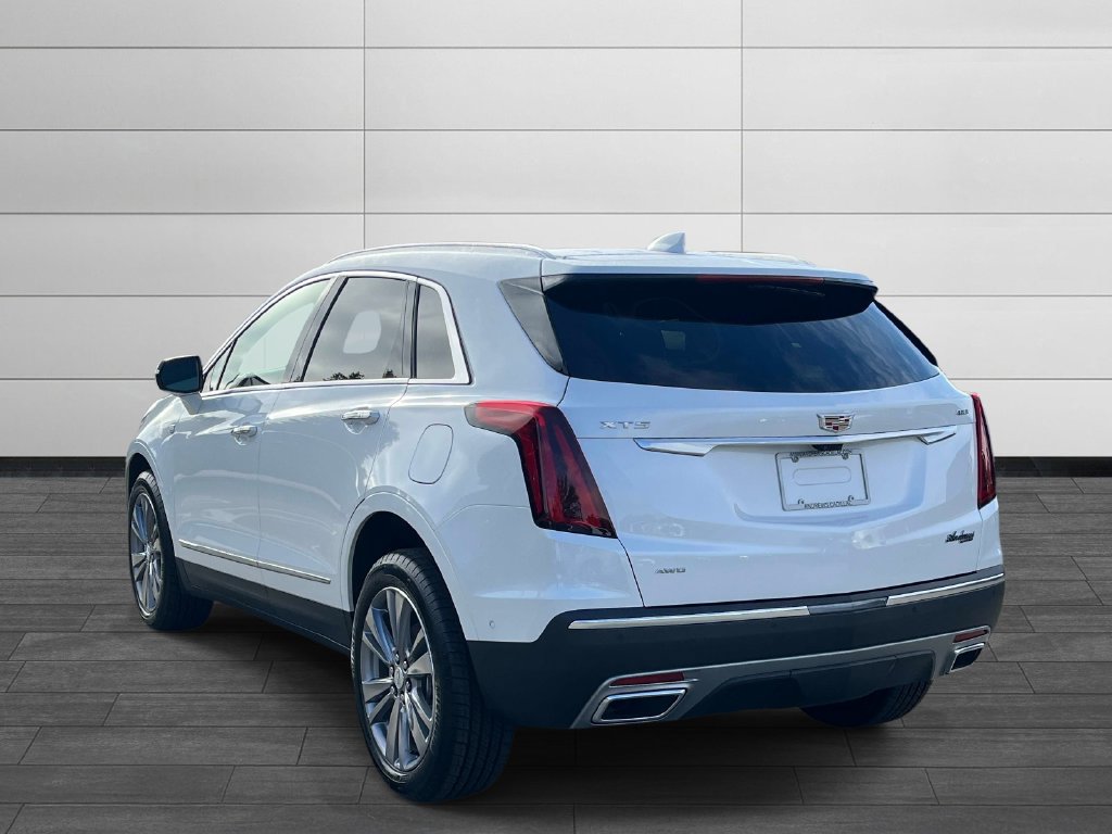 New 2026 CADILLAC XT5 Premium Luxury SUV