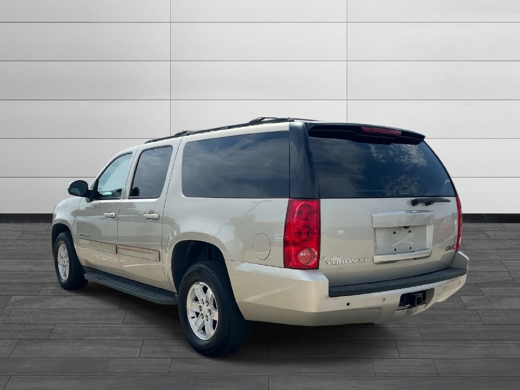 Used 2014 GMC Yukon XL SLT SUV