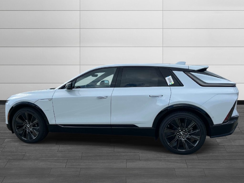 New 2027 CADILLAC LYRIQ Signature Sport SUV