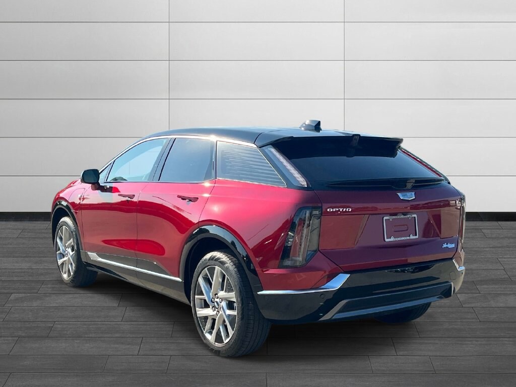 New 2027 CADILLAC OPTIQ Luxury SUV